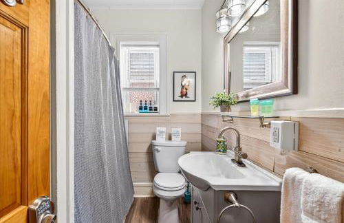 Charming 1BR Steps from Church Street - Downtown - Foto 4