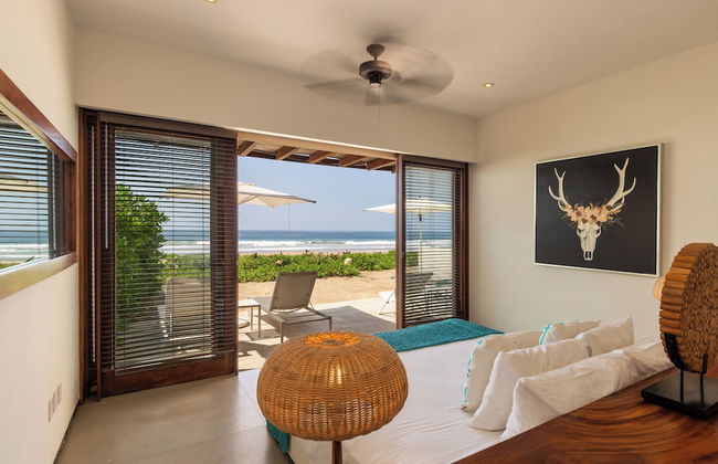 Marea Beachfront Villas - Foto 36