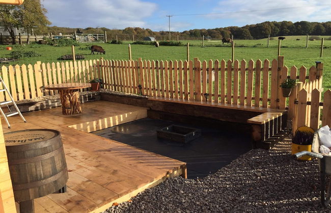 Cosy 1-bed Farm Stay Cabin - Foto 12