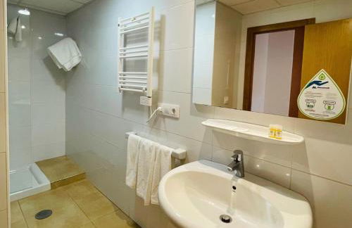 Estación de Montaña Manzaneda - Foto 26