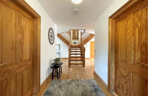 Spectacular 7BR House Hot Tub and Gardens in Gretna - Pass the Keys - Foto 58