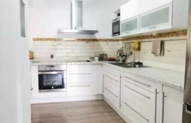 Apartamento con Vistas al mar y jacuzzi privado - Foto 6