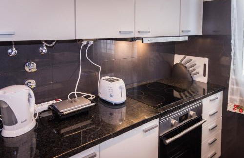 Downtown Praia da Vitória AL - Photo 12