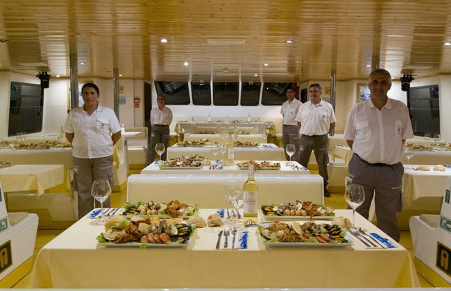 Mariscada y queimada en la ría de Arosa - Foto 2