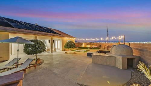 Luxury 5BR Villa Pool Hot Tub RV Friendly - Foto 5