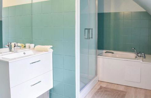 Pet Friendly Home In Sainte-Mère-Eglise - Foto 21