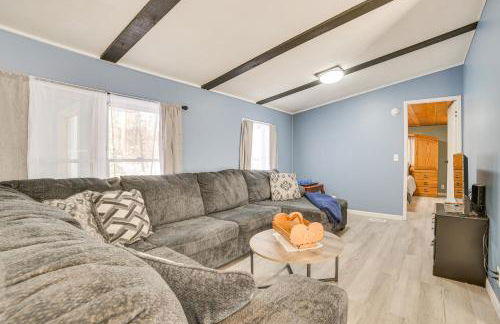 1 Mi to Otsego Lake Pet Friendly Family Home - Foto 7