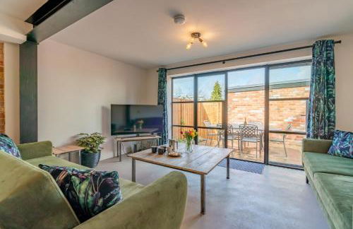 Norton Coach House - Photo 6