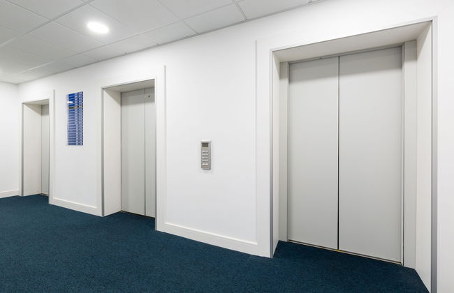 Birmingham Serviced Apartments Hagley Rd - Photo 3