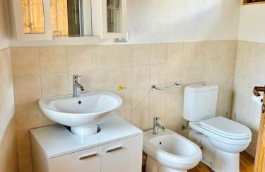 FOPPOLI CASTLE, PRIVATE 11th CENTURY FORTRESS WITH PANORAMIC VIEW, SAUNA AND HOT TUB OVERLOOKING THE VALTELLINA - Foto 8