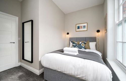 Picasso's Place Liverpool Apt Sleeps 9 - Foto 20