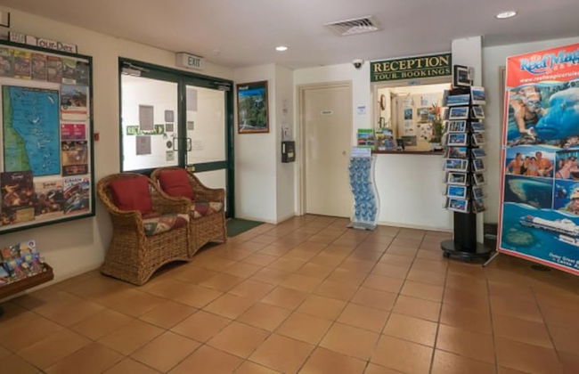 Tropic Towers Apartments - Foto 2