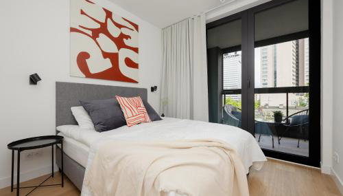 Luxurious and Modern Apartments in Warsaw City Center with Parking by Renters Prestige - Photo 4