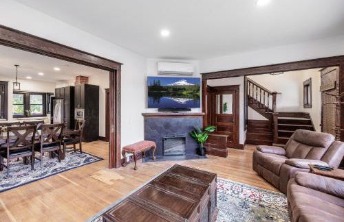 Mountain Manor Sandy HotTub, 3KingBeds, Ski Mt Hood - Foto 19