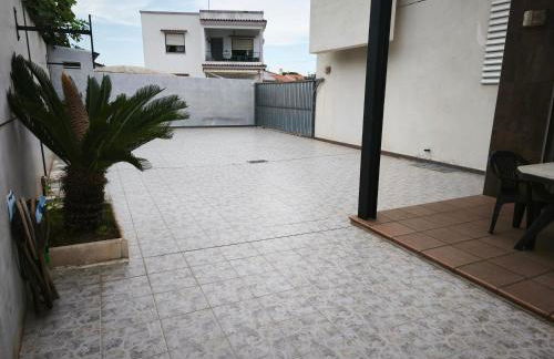 Adosado cerca del mar con piscina privada - Foto 8