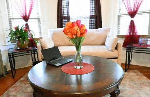 The Pearl-Lovely Victorian Home with Bed and Breakfast Energy - Foto 19