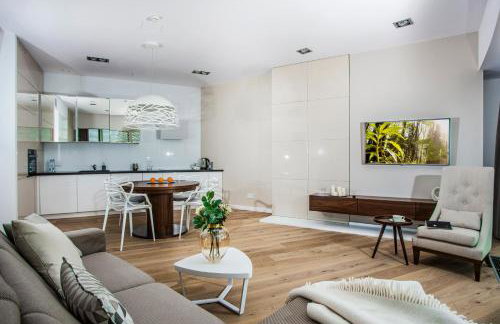 Sky Tower Apartments by Michał & Piotr - Photo 59