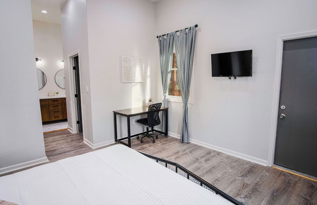 Magnificent 4BR Near Famous Riverwalk and Downtown - Foto 2