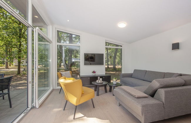 Modern Lodge With Dishwasher, Near Helmond - Photo 16