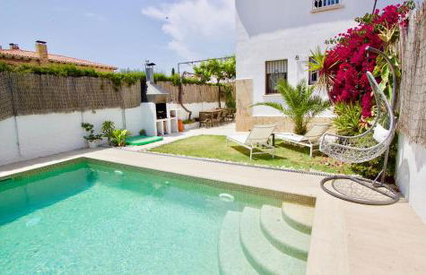 Beach house with private swimming pool * 5 min walk to the beach - Foto 3