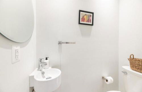 H Street 1br w wd nr light rail station WDC-756 - Foto 11