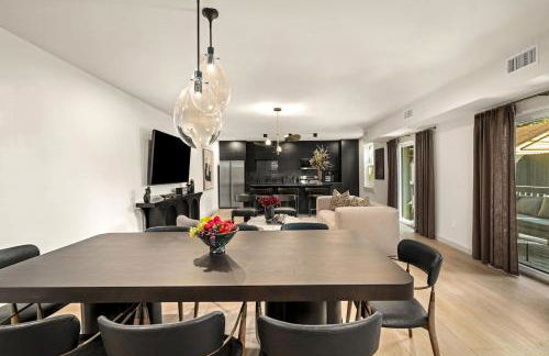 2Linkd Homes | 9BR•All Private Baths | Pool |Gated - Foto 18