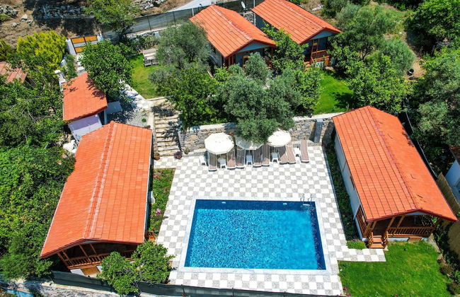 Nora Villa Bungalows - Photo 1