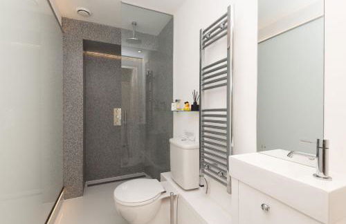 The Vicarage - Grand Country House, Walking Distance to Padstow and with Pub Across the Road - Foto 23