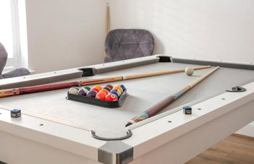 Spacious 3 Bedroom Home with PS5 and Pool Table Near O2 Arena Canary Wharf and Elizabeth Line to Central London - Foto 4