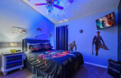 Wheelchair accessible Lakeview 4BR house with pool spa themed rooms game room - Foto 34