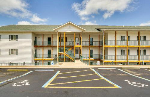 4 Mi to Dtwn Gem with Lake Access in Camdenton - Photo 26