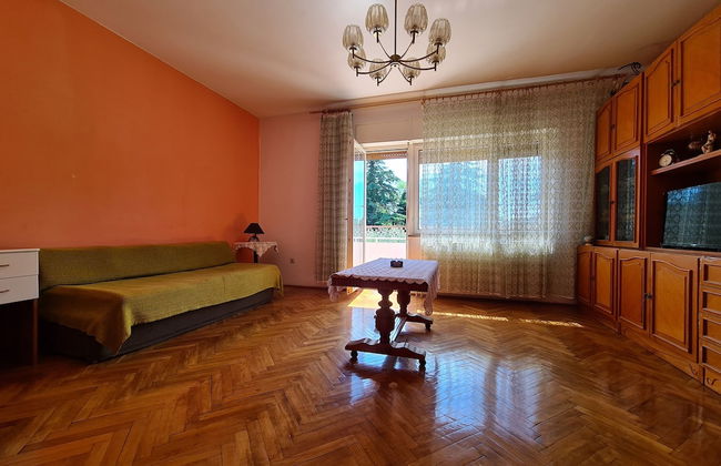 Apartment 930 - Photo 14