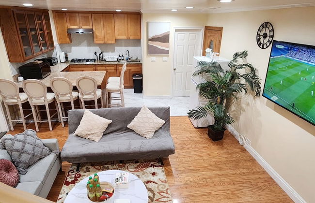 Monterey Park Retreat: Spectacular Views & Comfort - Foto 14