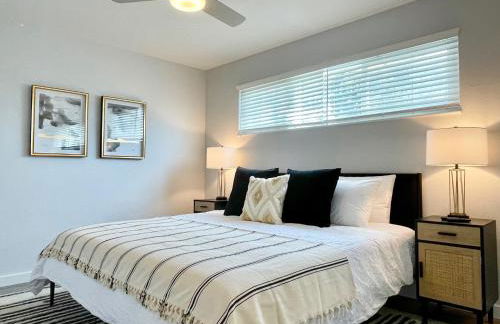 Downtown-Nomads-King Bed-Free Parking - Foto 12