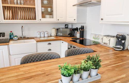 Martingale - Photo 6