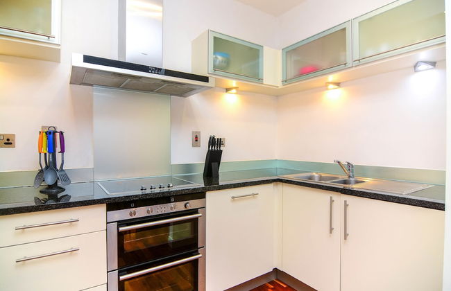 Canary Wharf - Corporate River View Apartments - Photo 74