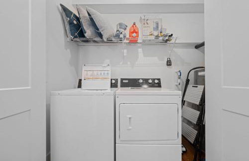 Cozy King Suite Retreat near Wilmington Riverwalk - Foto 38