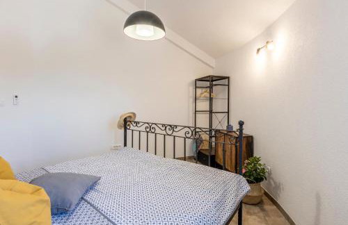 Island Getaway - Heritage House - Photo 50