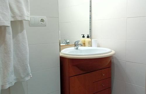 El estudio de las mariposas,sofa cama , cocina y baño - Photo 10