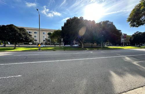 Beverly Estates - Photo 63