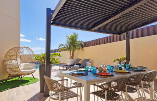 La Casa de Playa - piscina y jacuzzi a 50m del mar - Foto 13