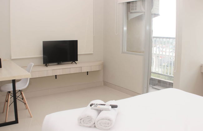 Cozy Studio at LRT City Jatibening Apartment - Foto 5