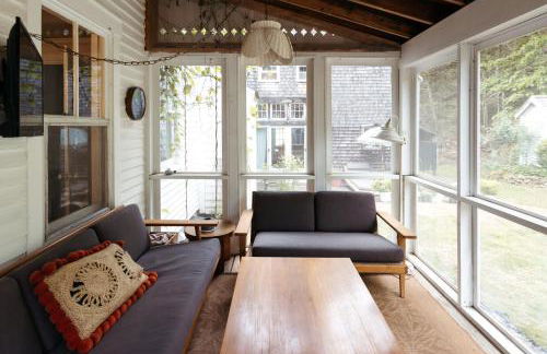 1850s Maine Farmhouse featured in Condé Nast Traveler with 11 Acres Near Water - Foto 4