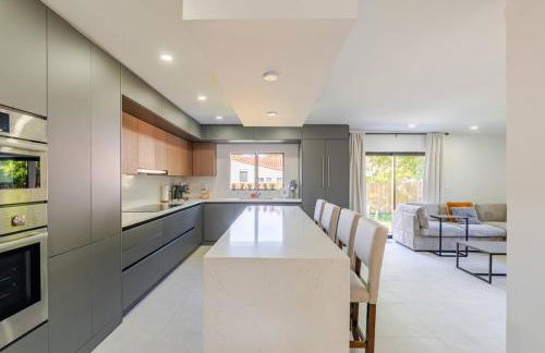 Miami Oasis by Brickell and Beaches - Photo 52