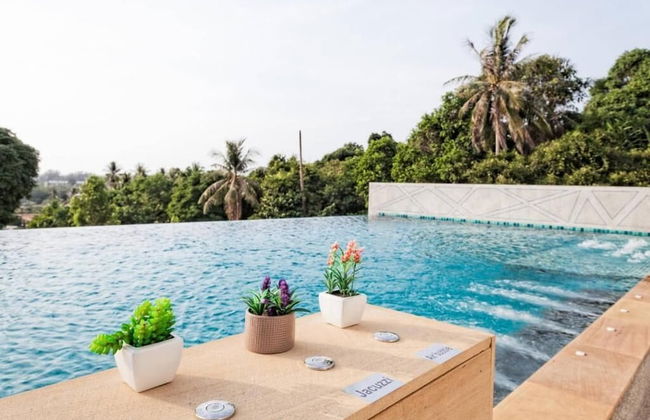 Happy Place Condo - Photo 14