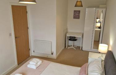Hereford - Robin Coach House - Located On City Outskirts In North Hereford - Modern 2 Bedroom Property With Parking - Suitable For Small Family, Couple Or Contractors - Hosted by RENTMYHOUSE - Foto 11