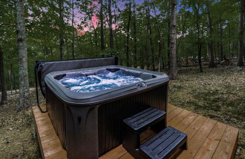 Tucked Away w Hot Tub, Fire Pit, Deck, & WiFi - Photo 13