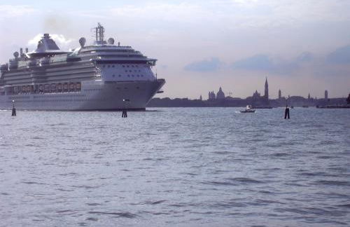 OASIS Golden Lagoon Chalet - Photo 33