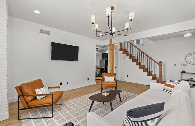 Wine Country Getaway | JZ Vacation Rentals - Photo 11