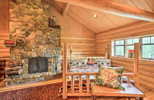Waterfront Log Home with 95 Acres on Yaak River - Foto 15